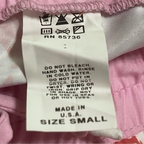 Floral Athletic Board Shorts - Coral with White Flowers- Size Small - EU C - Picture 5 of 5